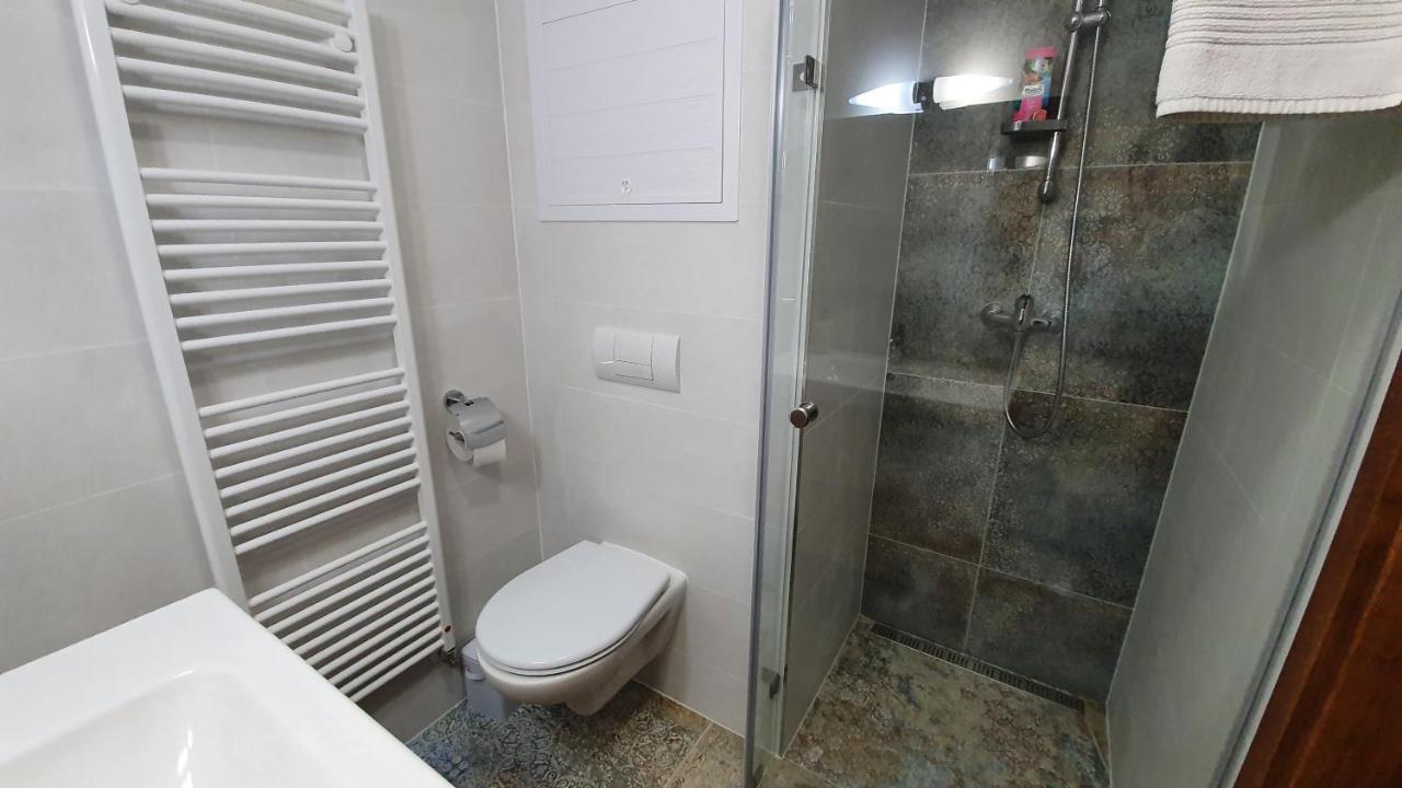Rodinny Privatny Apartman A309 V Uplnom Centre Stareho Smokovca - Ticha Izba S Parkovanim Vysoké Tatry Εξωτερικό φωτογραφία